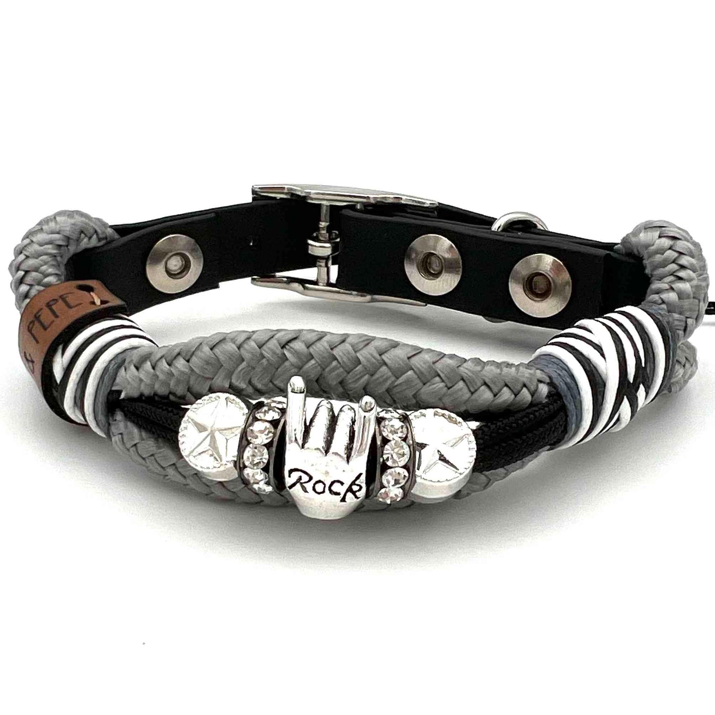 EMMY & PEPE Handgefertigtes Hundehalsband "Hardrock" mit Zierperlen und Metalhand | vegan
