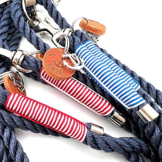 Hundeleine NAVY der Serie Bootsmann MINI von "Hamburg Dogs" Detailansicht mit Ankeranhänger