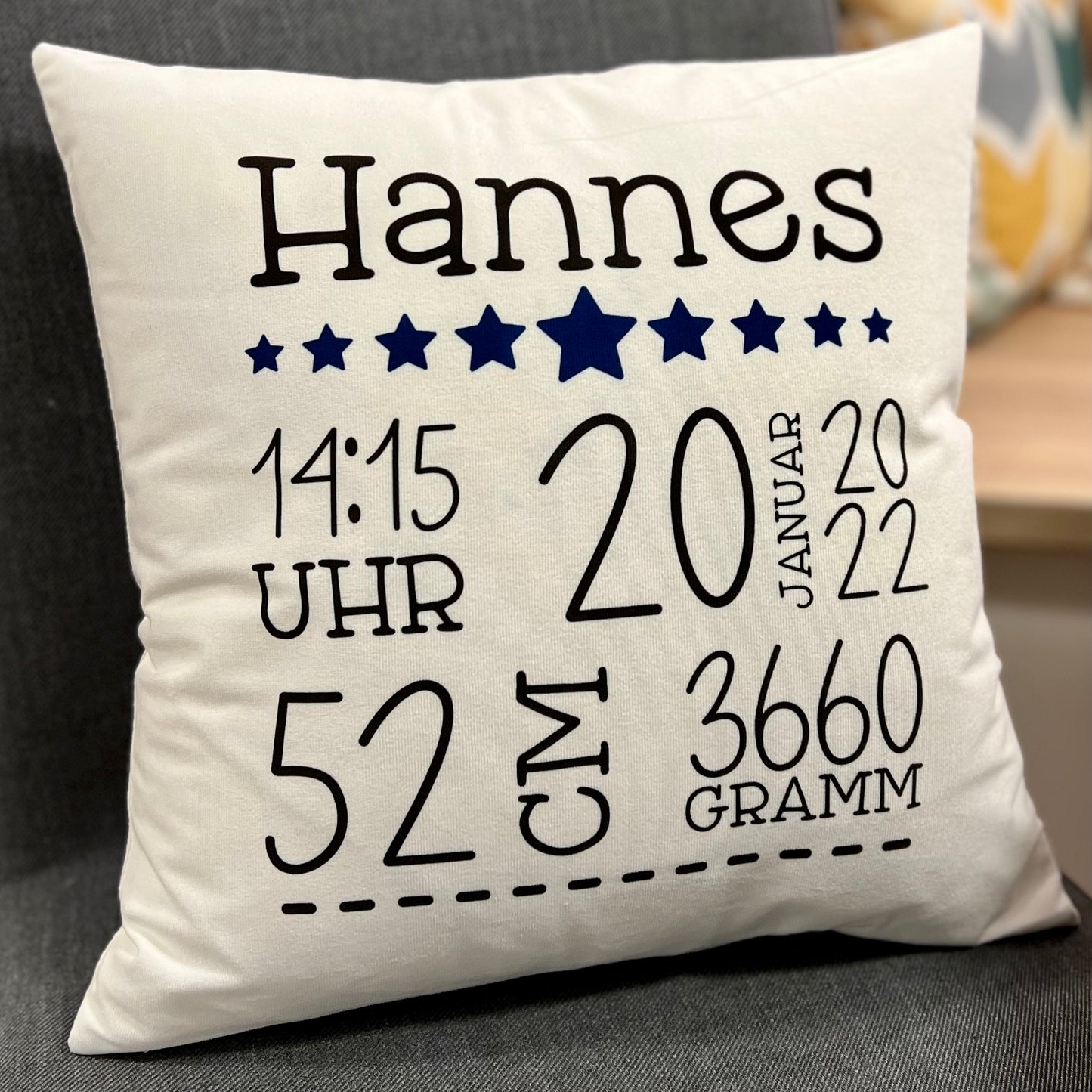 WESERGLÜCK Geburtskissen / Babykissen HANNES mit blauen Sternen inkl. Füllung | 40x40cm | personalisierbar