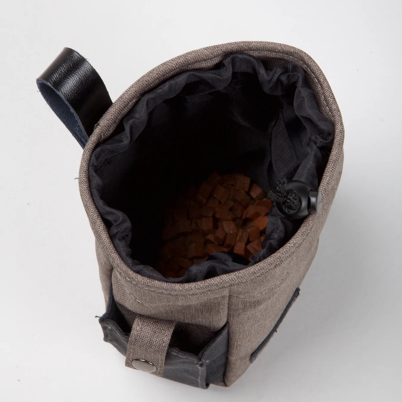 NORDOG "Tenne" die funktionale Leckerli-Tasche mit vielen nützlichen Funktionen