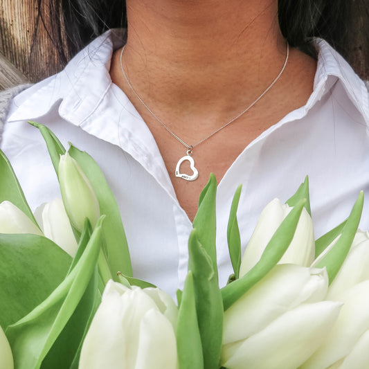 PAKILIA handgefertigter Kettenanhänger "CORAZÓN LISO - feines Herz" aus hochwertigem 925er Silber | Fair-Trade