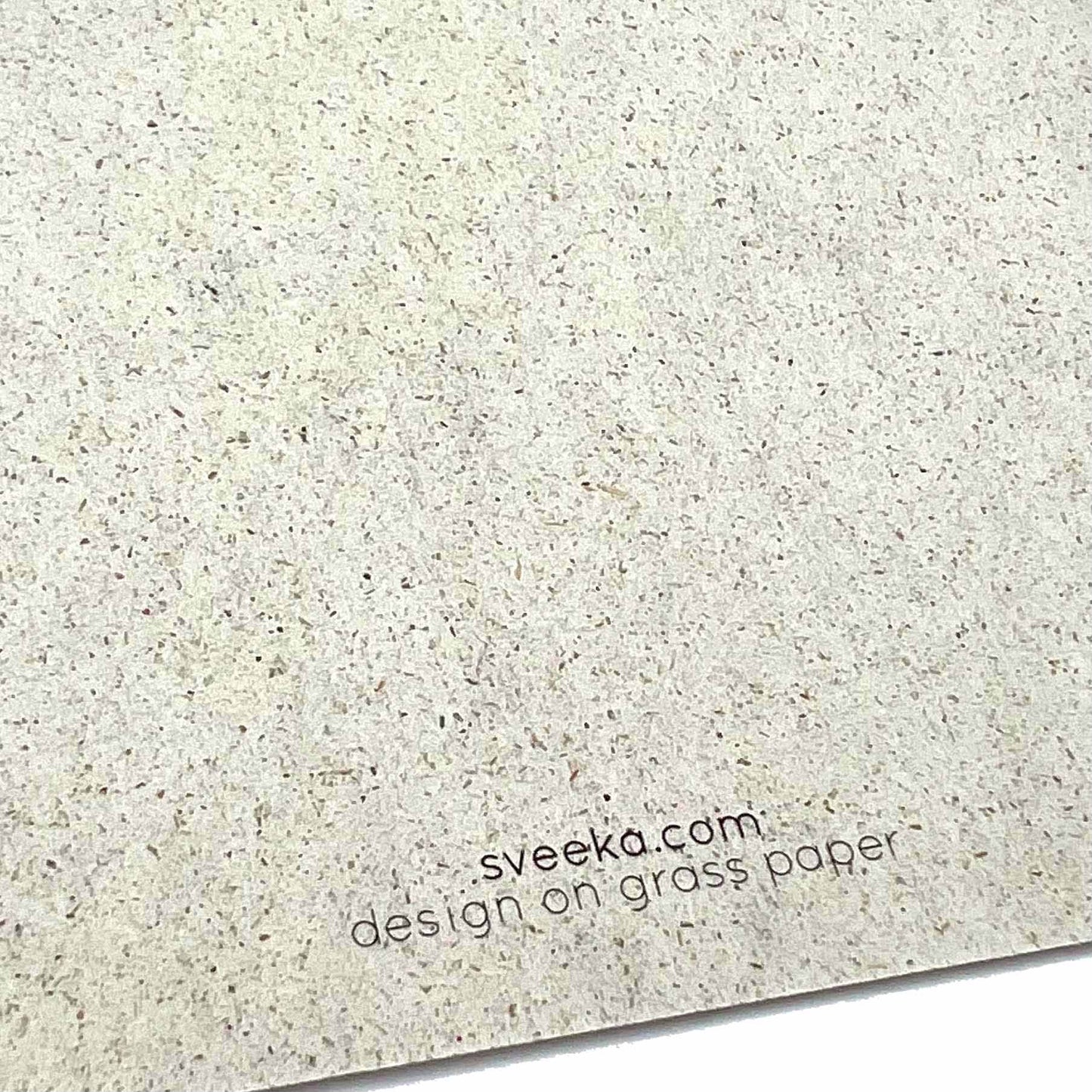 SVEEKA nachhaltige Postkarte "happy birthday" mit gelbem Ballon aus Graspapier