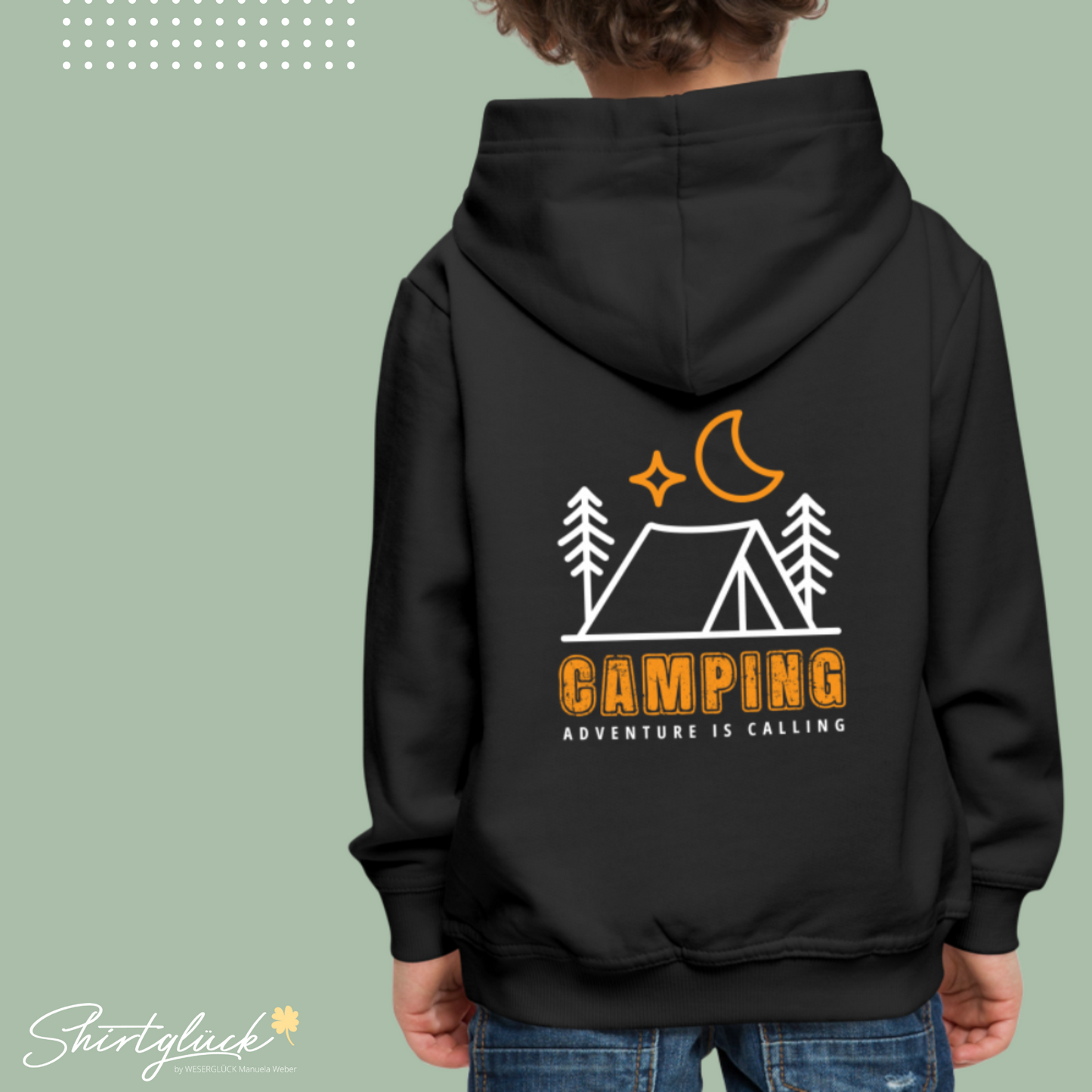 SHIRTGLÜCK Kinder Premium Hoodie „Happy Camper - Adventure is calling“ mit Farbakzent in orange