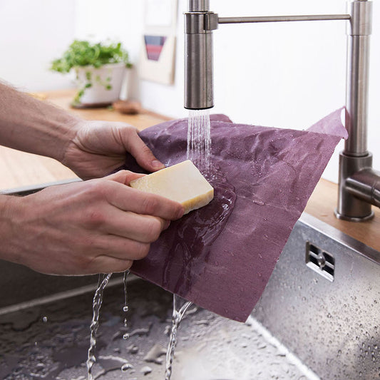 TOFF & ZÜRPEL® handgemachte Haushaltsseife aus Olivenöl mit Bienenwachs, Kiefernharz & Kokosöl | 50g